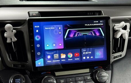 Toyota RAV4, 2018 год, 2 649 000 рублей, 21 фотография