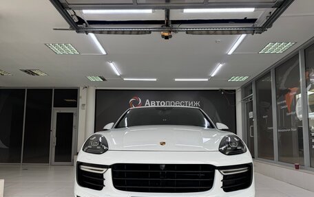 Porsche Cayenne III, 2016 год, 4 950 000 рублей, 2 фотография