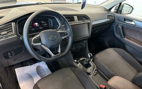 Volkswagen Tiguan II, 2019 год, 2 629 000 рублей, 11 фотография