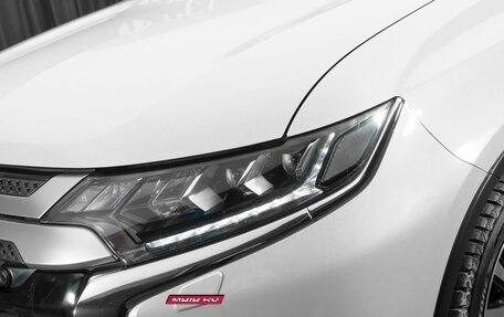 Mitsubishi Outlander III рестайлинг 3, 2021 год, 2 840 000 рублей, 27 фотография