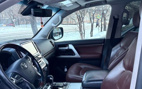 Toyota Land Cruiser 200, 2017 год, 5 500 000 рублей, 11 фотография