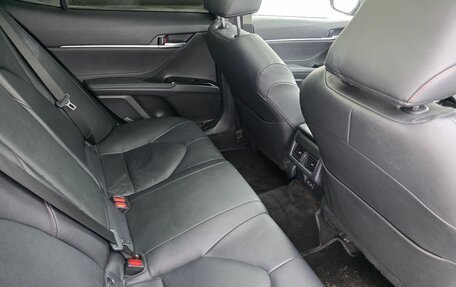 Toyota Camry, 2023 год, 3 750 000 рублей, 8 фотография