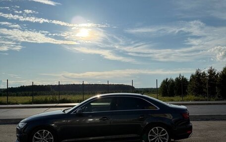 Audi A4, 2018 год, 2 990 000 рублей, 10 фотография