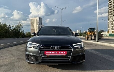 Audi A4, 2018 год, 2 990 000 рублей, 4 фотография