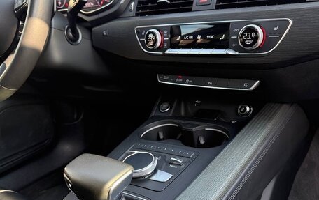 Audi A4, 2018 год, 2 990 000 рублей, 19 фотография