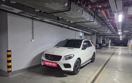 Mercedes-Benz GLE, 2017 год, 4 700 000 рублей, 16 фотография