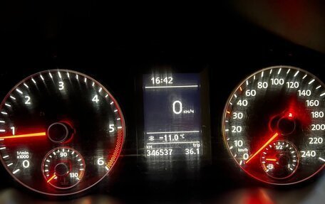 Volkswagen Caravelle T5, 2013 год, 1 750 000 рублей, 36 фотография