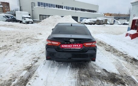 Toyota Camry, 2019 год, 2 900 000 рублей, 3 фотография