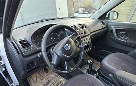 Skoda Fabia II, 2010 год, 550 000 рублей, 3 фотография