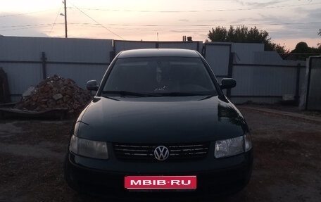 Volkswagen Passat B5+ рестайлинг, 1998 год, 430 000 рублей, 1 фотография