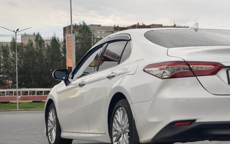Toyota Camry, 2020 год, 2 790 000 рублей, 8 фотография