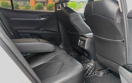 Toyota Camry, 2020 год, 2 790 000 рублей, 14 фотография