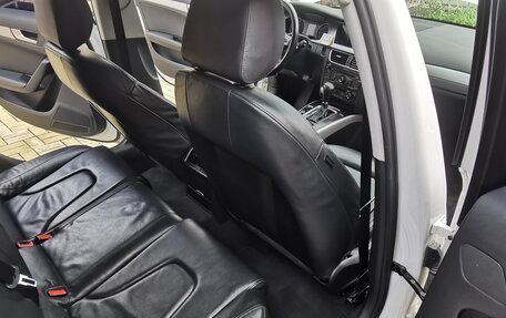 Audi A4, 2010 год, 1 300 000 рублей, 14 фотография