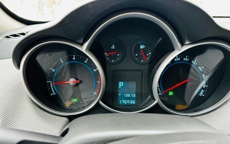 Chevrolet Cruze II, 2010 год, 550 000 рублей, 15 фотография