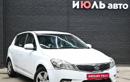 KIA cee'd I рестайлинг, 2010 год, 680 000 рублей, 3 фотография