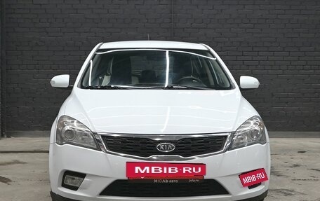 KIA cee'd I рестайлинг, 2010 год, 680 000 рублей, 2 фотография