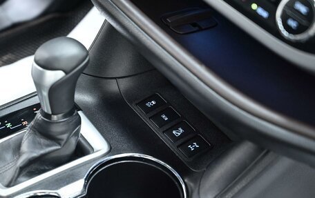 Toyota Highlander III, 2015 год, 2 345 000 рублей, 12 фотография