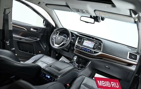 Toyota Highlander III, 2015 год, 2 345 000 рублей, 7 фотография