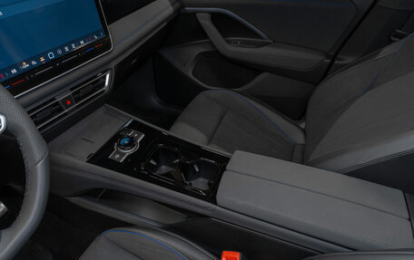 Volkswagen Tiguan, 2025 год, 5 100 000 рублей, 18 фотография