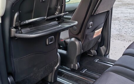 Nissan Serena IV, 2018 год, 1 985 000 рублей, 12 фотография