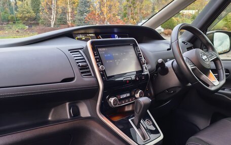 Nissan Serena IV, 2018 год, 1 985 000 рублей, 10 фотография