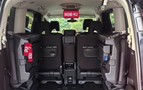 Nissan Serena IV, 2018 год, 1 985 000 рублей, 15 фотография