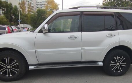 Mitsubishi Pajero IV, 2007 год, 1 350 000 рублей, 2 фотография