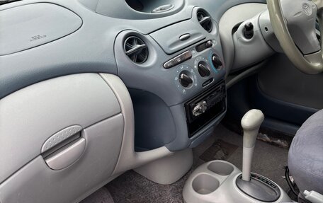 Toyota Vitz, 2001 год, 410 000 рублей, 10 фотография