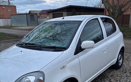 Toyota Vitz, 2001 год, 410 000 рублей, 18 фотография