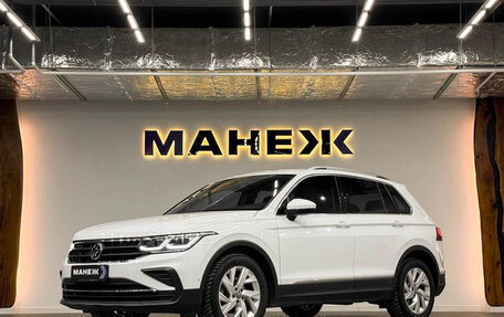 Volkswagen Tiguan II, 2021 год, 3 050 000 рублей, 3 фотография