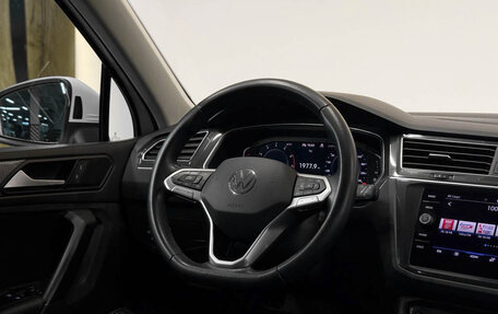 Volkswagen Tiguan II, 2021 год, 3 050 000 рублей, 9 фотография