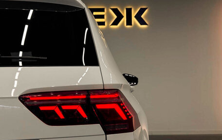 Volkswagen Tiguan II, 2021 год, 3 050 000 рублей, 23 фотография