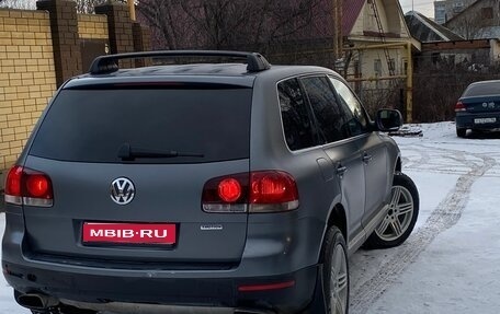 Volkswagen Touareg III, 2004 год, 500 000 рублей, 1 фотография