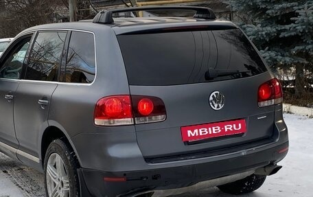 Volkswagen Touareg III, 2004 год, 500 000 рублей, 2 фотография