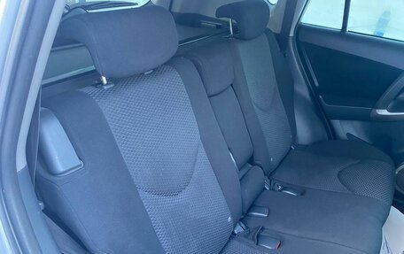 Toyota RAV4, 2006 год, 1 050 000 рублей, 9 фотография