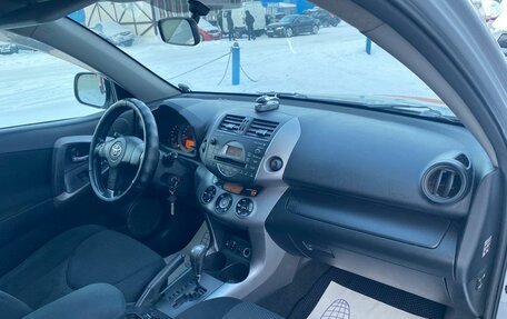 Toyota RAV4, 2006 год, 1 050 000 рублей, 20 фотография