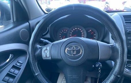 Toyota RAV4, 2006 год, 1 050 000 рублей, 27 фотография