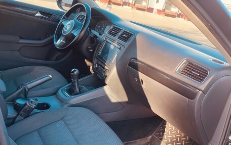 Volkswagen Jetta VI, 2012 год, 880 000 рублей, 10 фотография