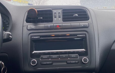 Volkswagen Polo VI (EU Market), 2012 год, 650 000 рублей, 19 фотография