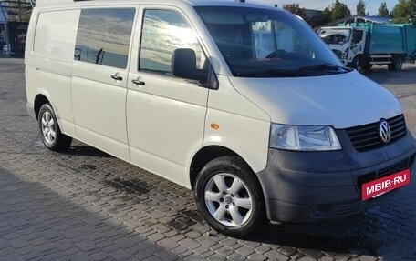 Volkswagen Transporter T5 рестайлинг, 2004 год, 1 300 000 рублей, 7 фотография