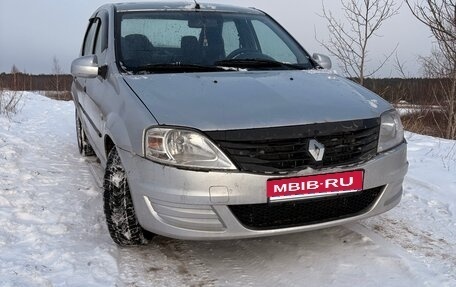 Renault Logan I, 2012 год, 370 000 рублей, 1 фотография