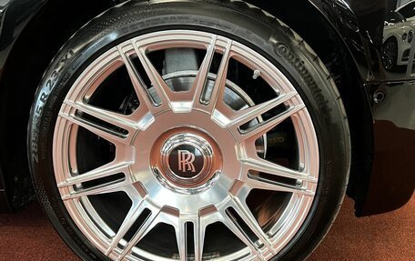 Rolls-Royce Phantom VIII, 2019 год, 46 500 000 рублей, 27 фотография