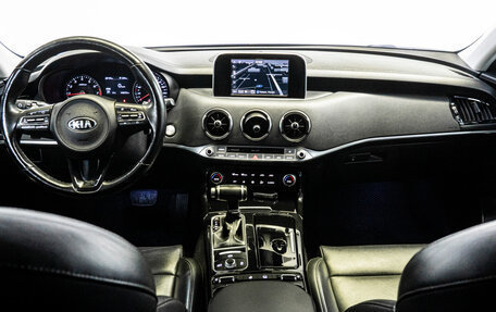 KIA Stinger I, 2019 год, 2 800 000 рублей, 17 фотография