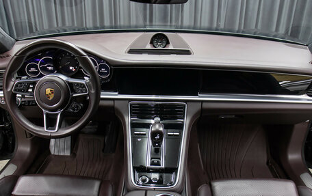 Porsche Panamera II рестайлинг, 2018 год, 6 100 000 рублей, 14 фотография