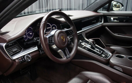 Porsche Panamera II рестайлинг, 2018 год, 6 100 000 рублей, 16 фотография