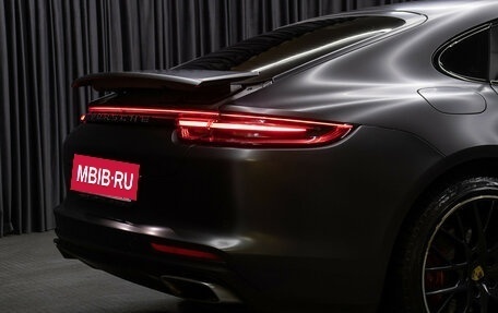 Porsche Panamera II рестайлинг, 2018 год, 6 100 000 рублей, 30 фотография