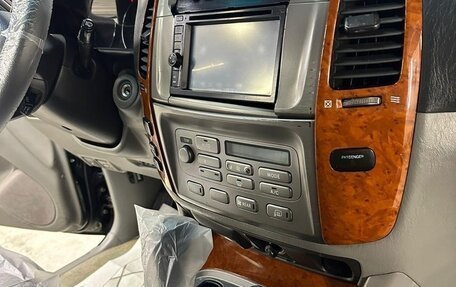 Toyota Land Cruiser 100 рестайлинг 2, 2006 год, 2 680 000 рублей, 9 фотография