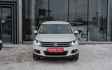 Volkswagen Tiguan I, 2015 год, 1 700 000 рублей, 2 фотография