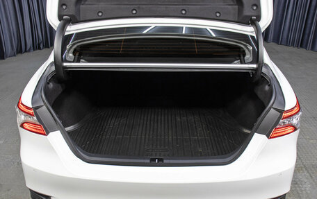 Toyota Camry, 2020 год, 3 398 000 рублей, 10 фотография