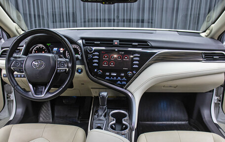 Toyota Camry, 2020 год, 3 398 000 рублей, 14 фотография